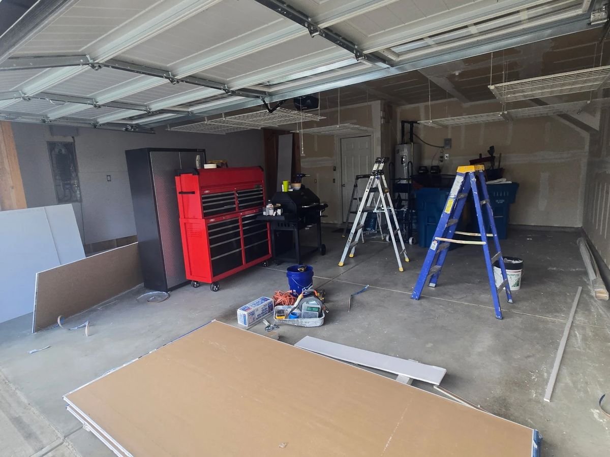 North Texas garage before floor coating